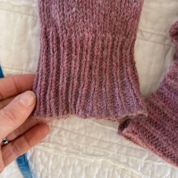 Eileen Fisher rose pink or light mauve sweater - Picture 12 of 12